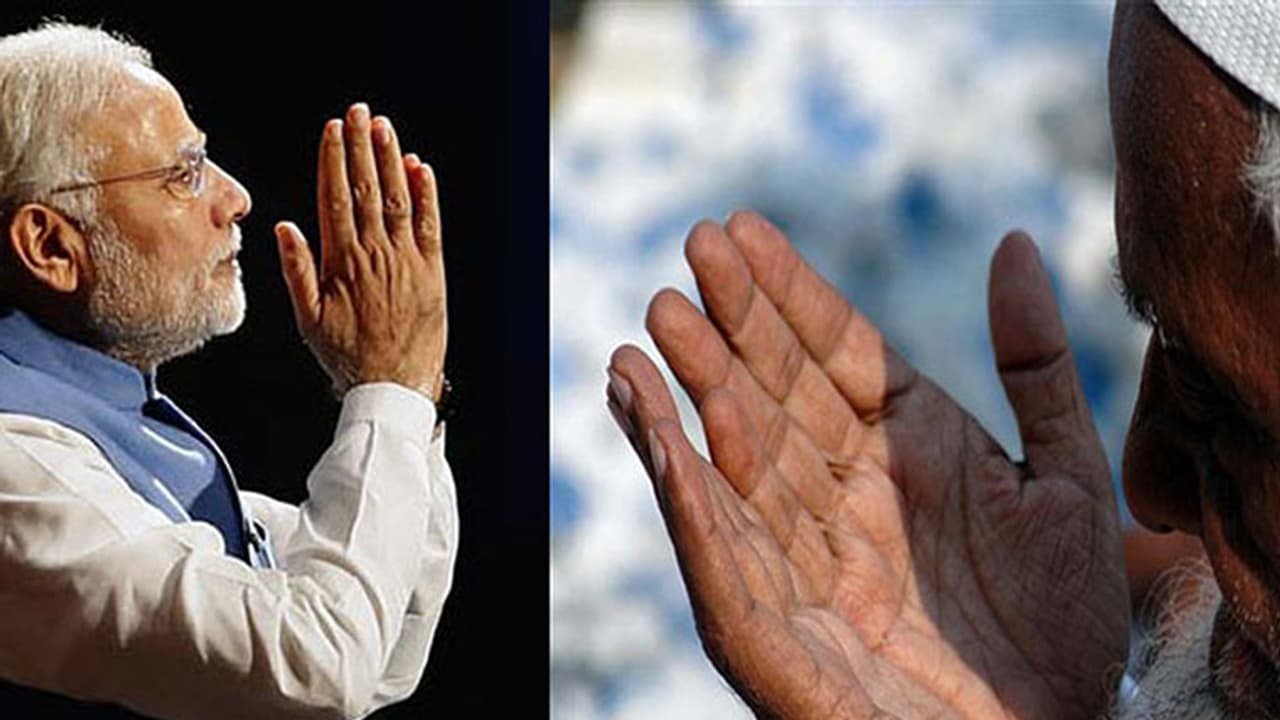 How demonetisation turned a poor barber rich and miserable How demonetisation turned a poor barber rich and miserable