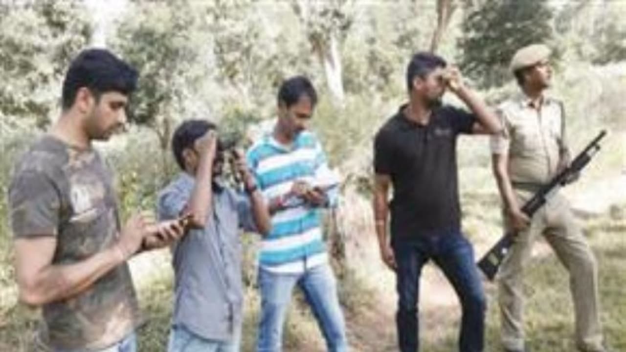 முதுமலை புலிகள் காப்பகத்தில் கணக்கெடுப்புப் பணிகள் தொடங்கியது; பிற விலங்குகளும் கணக்கெடுக்கப்படும்... முதுமலை புலிகள் காப்பகத்தில் கணக்கெடுப்புப் பணிகள் தொடங்கியது; பிற விலங்குகளும் கணக்கெடுக்கப்படும்...