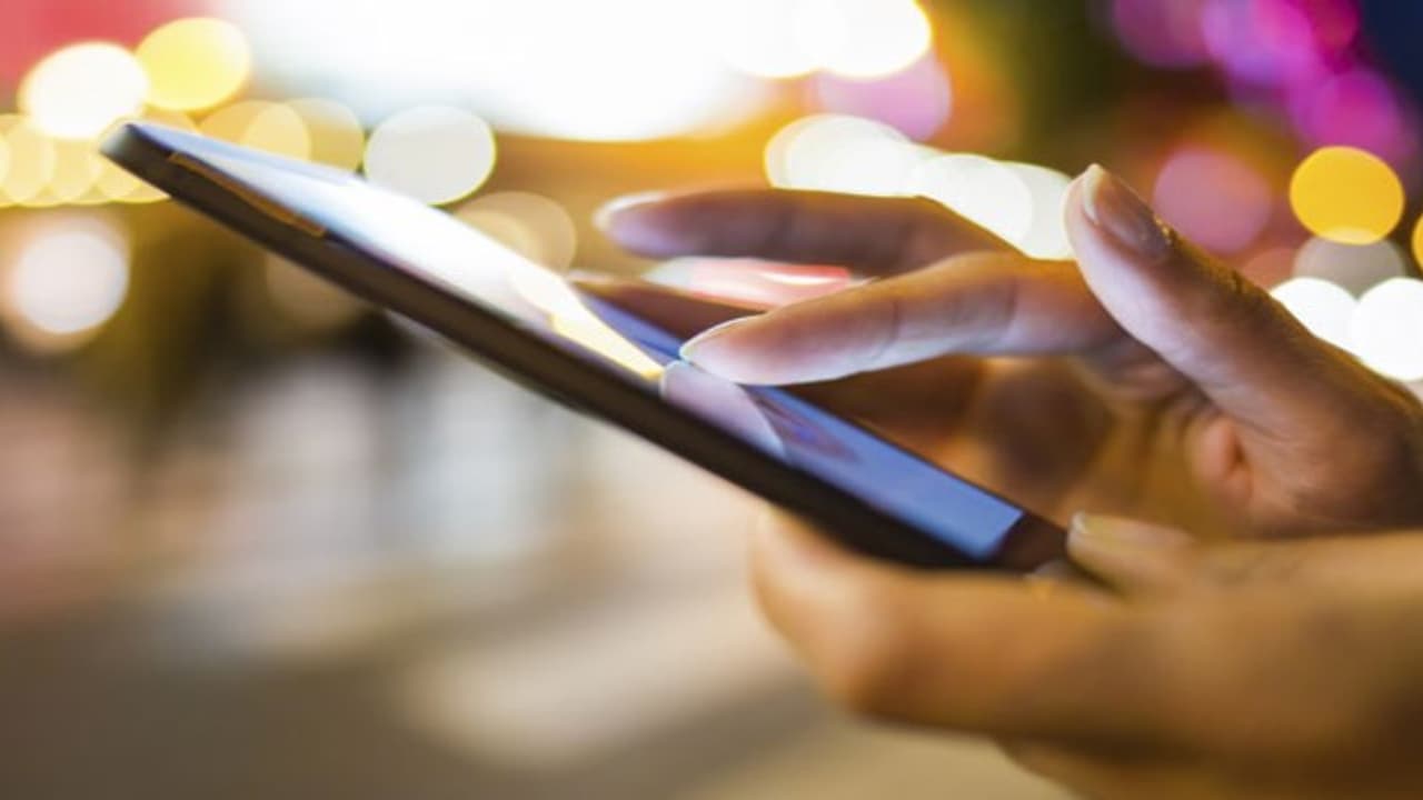 ನಿಮ್ಮ ಫೋನ್ನಲ್ಲೂ ಈ ಡೇಂಜರಸ್ ಆ್ಯಪ್ಗಳಿದ್ದರೆ ಈಗಲೇ ಡಿಲೀಟ್ ಮಾಡಿ ನಿಮ್ಮ ಫೋನ್ನಲ್ಲೂ ಈ ಡೇಂಜರಸ್ ಆ್ಯಪ್ಗಳಿದ್ದರೆ ಈಗಲೇ ಡಿಲೀಟ್ ಮಾಡಿ