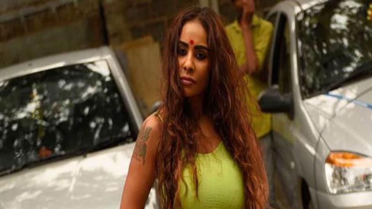 லீலை லிஸ்டை வெளியிடும் ஸ்ரீ ரெட்டி... அலறும் தமிழ் சினிமா! சிக்கப்போவது யார்? லீலை லிஸ்டை வெளியிடும் ஸ்ரீ ரெட்டி... அலறும் தமிழ் சினிமா! சிக்கப்போவது யார்?