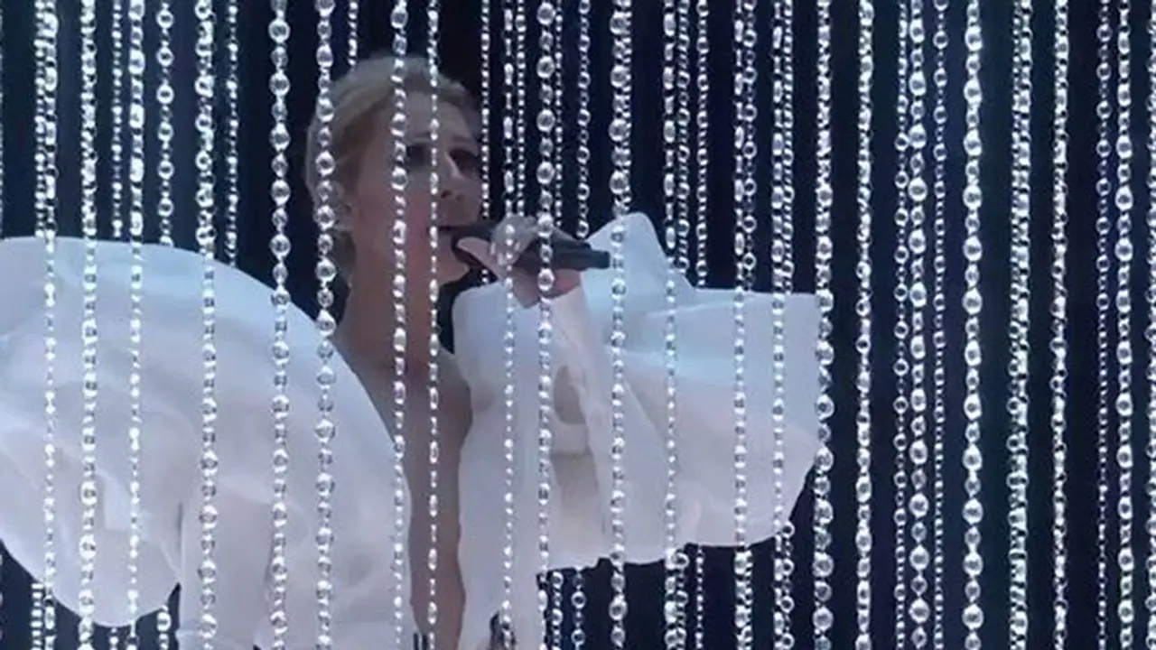 Was Celine Dion wearing an iceberg of tissue papers?