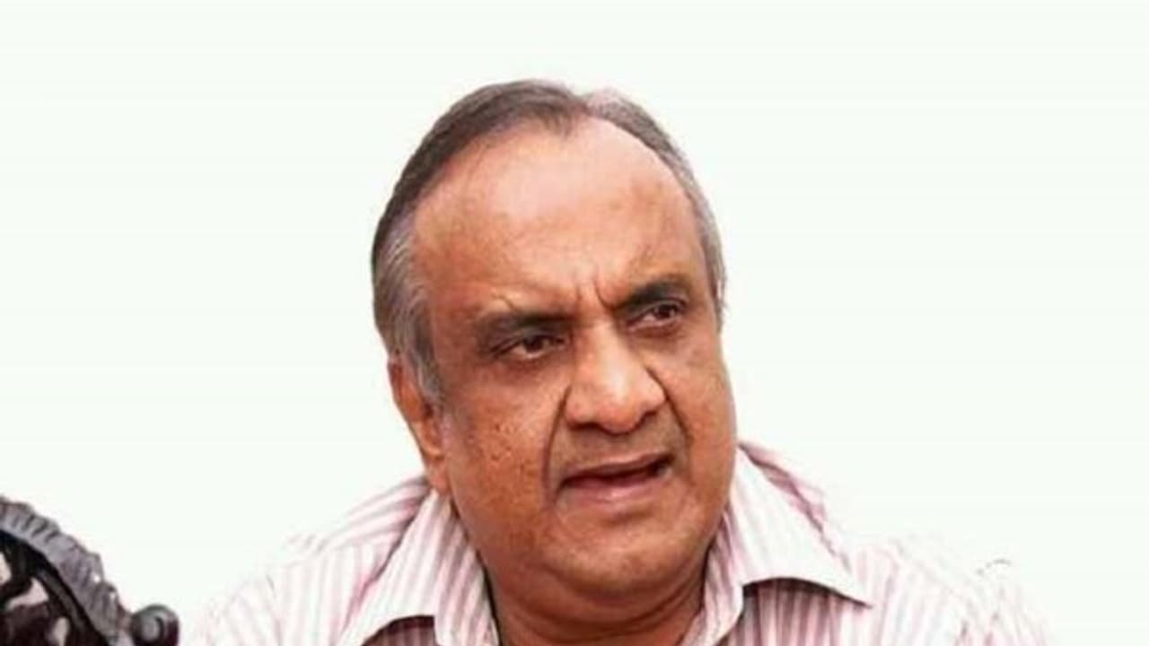 பிரபல நடிகர் மரணம்...! அதிர்ச்சியில் மூழ்கிய நடிகர்கள்..! பிரபல நடிகர் மரணம்...! அதிர்ச்சியில் மூழ்கிய நடிகர்கள்..!