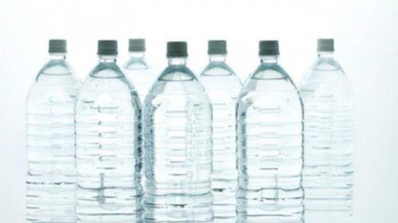 சத்து இல்லாத கேன் வாட்டரை இனி குடிக்க தேவையில்லை! சக்கை நீரையும் சத்து நீராக மாற்றும் டெக்னிக் இதோ... சத்து இல்லாத கேன் வாட்டரை இனி குடிக்க தேவையில்லை! சக்கை நீரையும் சத்து நீராக மாற்றும் டெக்னிக் இதோ...