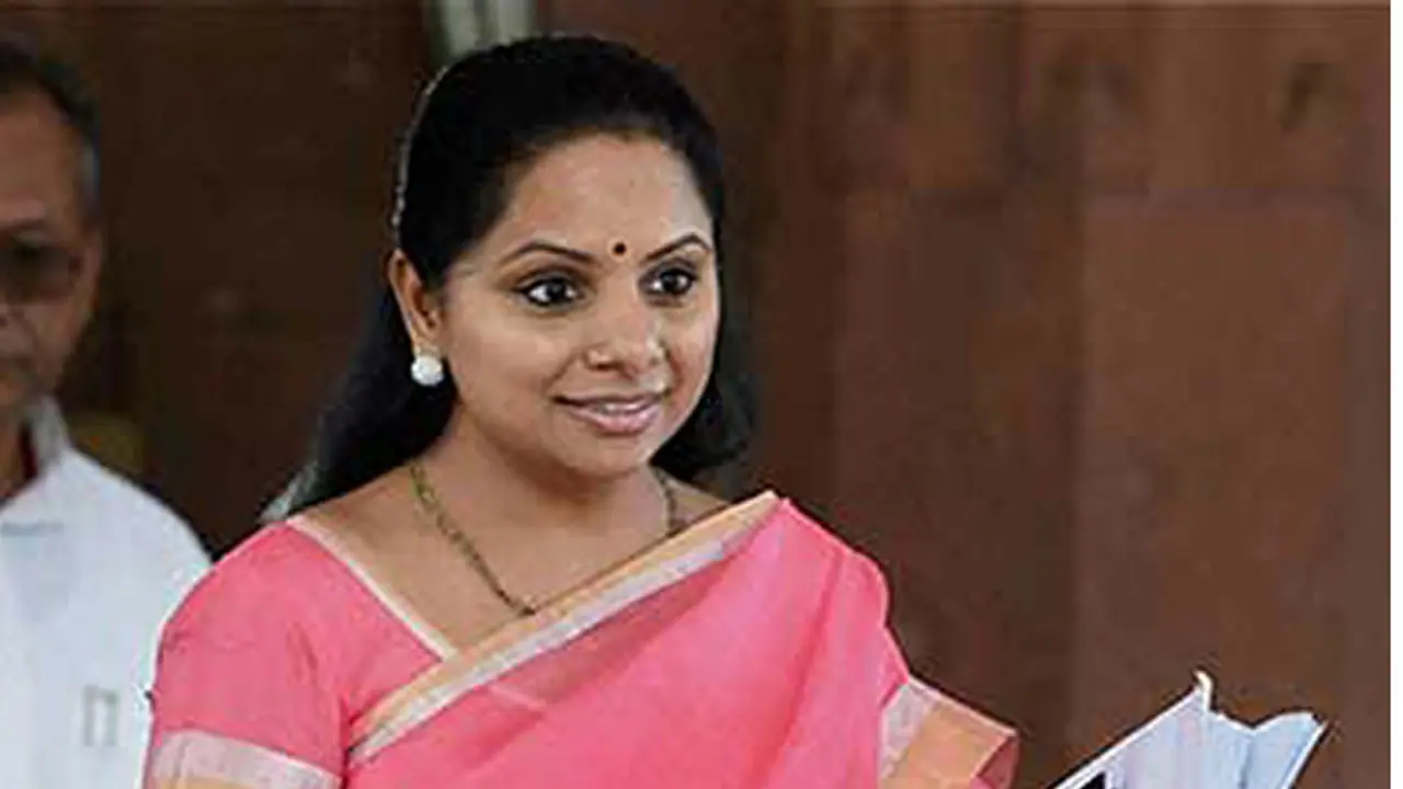 కేసీఆర్ ఓకే అంటేనే కేంద్ర కేబినెట్లోకి.. కేసీఆర్ ఓకే అంటేనే కేంద్ర కేబినెట్లోకి..