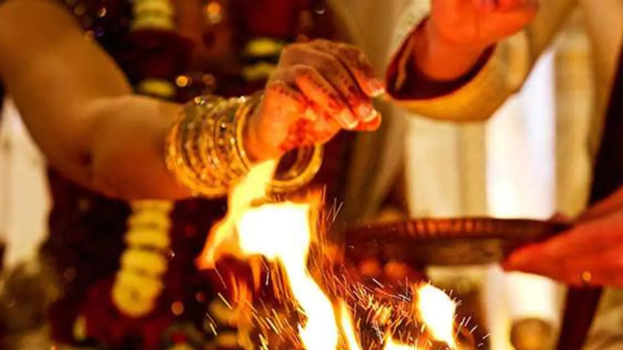 താലികെട്ടിയതിന് ശേഷം വരന്‍ പറഞ്ഞത് കേട്ട് വധുവും നാട്ടുകാരും പകച്ചുപോയി..!