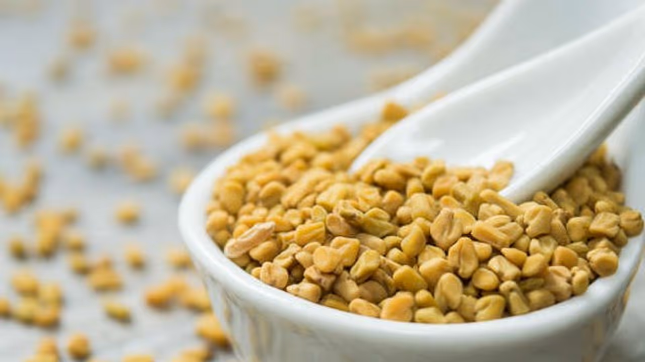 சிறுநீரகக் கற்களைக் கரைக்கும் வெந்தயத்தின் மற்ற மருத்துவ குணங்கள் இதோ... சிறுநீரகக் கற்களைக் கரைக்கும் வெந்தயத்தின் மற்ற மருத்துவ குணங்கள் இதோ...