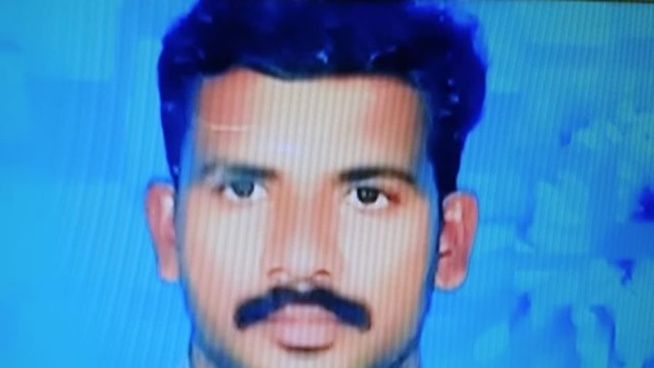 4500 அடி பள்ளத்தில் தவறி விழுந்த வாலிபரின் உடல் மீட்பு! 4500 அடி பள்ளத்தில் தவறி விழுந்த வாலிபரின் உடல் மீட்பு!