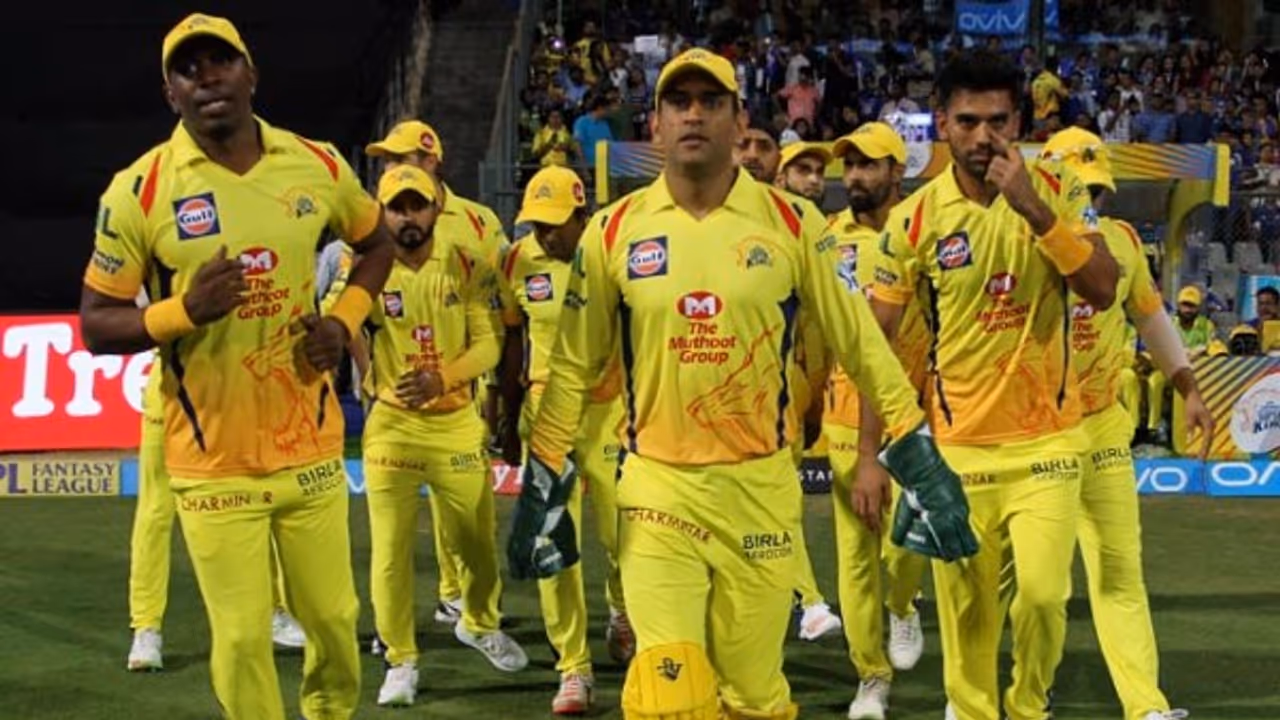 சேப்பாக்கம் எங்களோட தாய் மைதானம்…. அதுல விளையாட முடியலையே !! உருகிய மகேந்திர சிங் தோனி… சேப்பாக்கம் எங்களோட தாய் மைதானம்…. அதுல விளையாட முடியலையே !! உருகிய மகேந்திர சிங் தோனி…