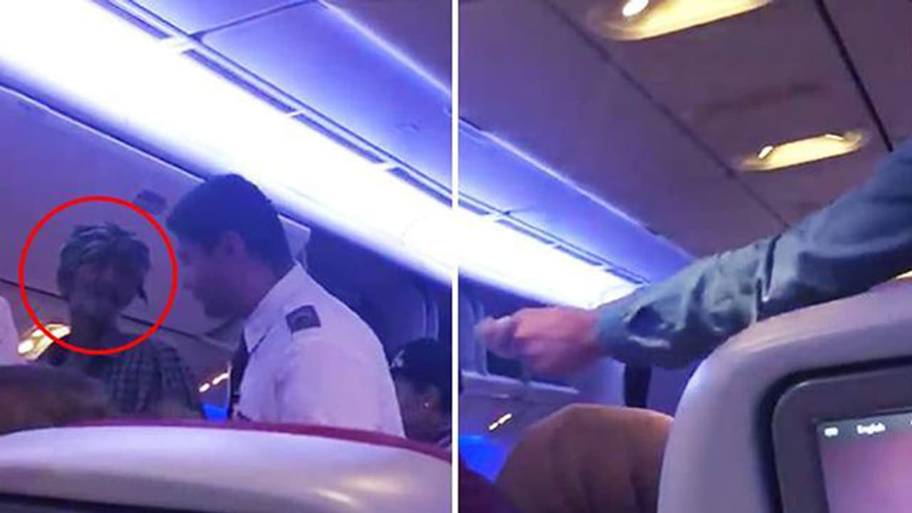 വിമാനത്തിനുള്ളില് ഭിക്ഷാടനം; ഖത്തര് എയര്വേഴ്സ് വിമാനം പുറപ്പെടാന് വൈകി, ദൃശ്യങ്ങള് വൈറലാകുന്നു വിമാനത്തിനുള്ളില് ഭിക്ഷാടനം; ഖത്തര് എയര്വേഴ്സ് വിമാനം പുറപ്പെടാന് വൈകി, ദൃശ്യങ്ങള് വൈറലാകുന്നു