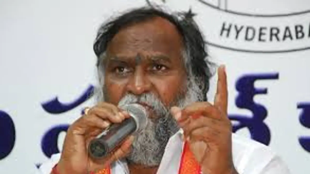 వారిని పట్టించుకోరా, చెంచాగిరి చేసుకుంటూ బతికేస్తారా: జగ్గారెడ్డి వారిని పట్టించుకోరా, చెంచాగిరి చేసుకుంటూ బతికేస్తారా: జగ్గారెడ్డి