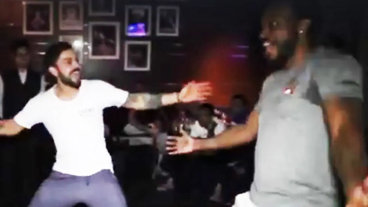 Video: 'Bhangra' time for Kohli and Gayle