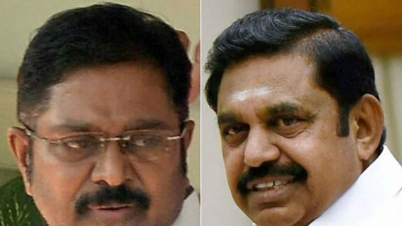 நான் டிடிவி பக்கம்லாம் போகவில்லை...! நான் அதிமுக தான்...! ஜகா வாங்கும் புதுச்சேரி எம்.பி...! 