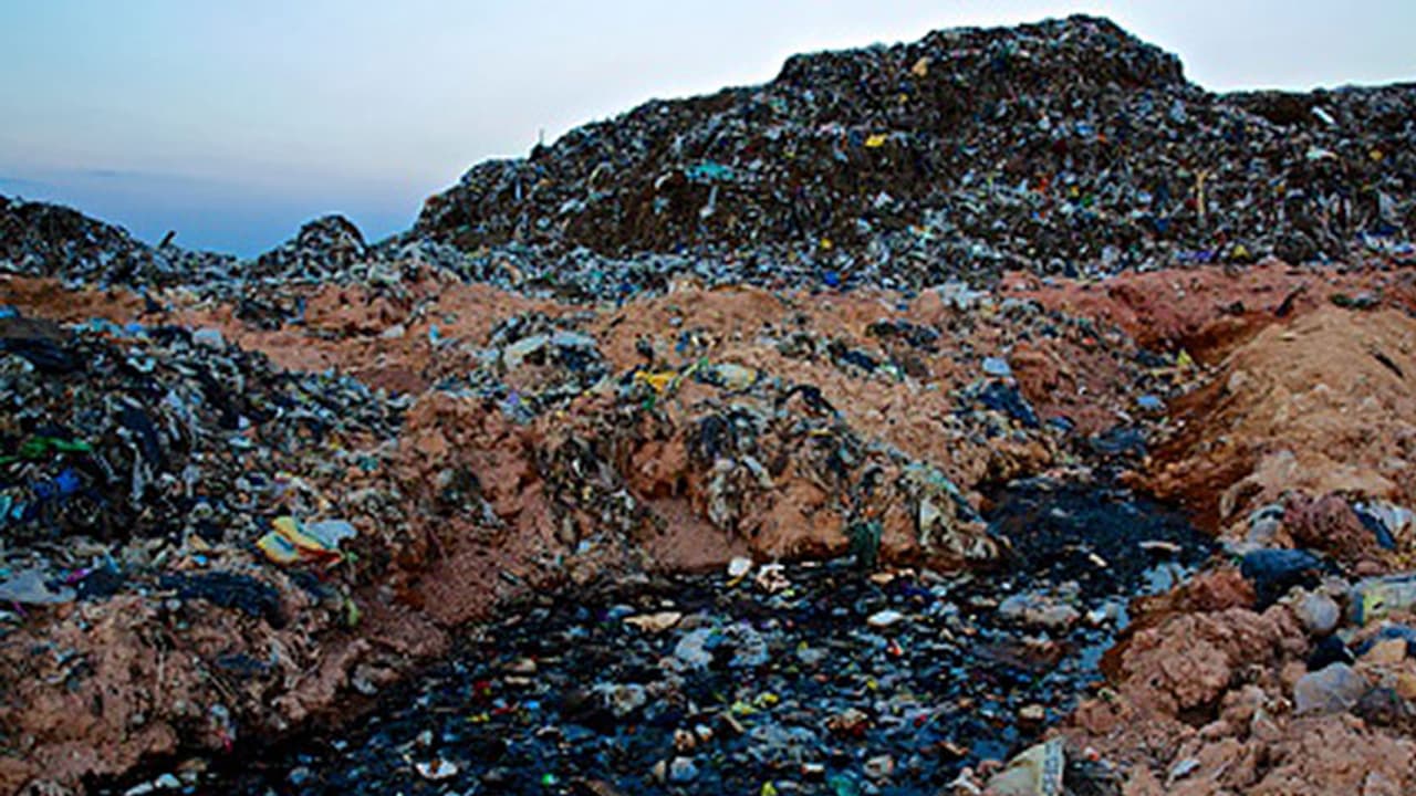 Bengaluru an IT capital, but sewage still cleared by hand! Bengaluru an IT capital, but sewage still cleared by hand!