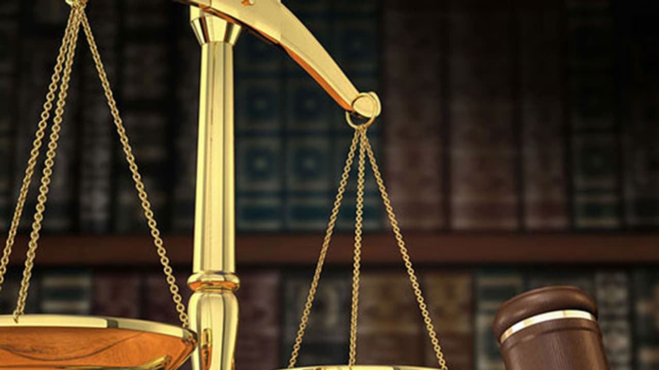 10 ನ್ಯಾಯಮೂರ್ತಿಗಳ ನೇಮಕ 10 ನ್ಯಾಯಮೂರ್ತಿಗಳ ನೇಮಕ