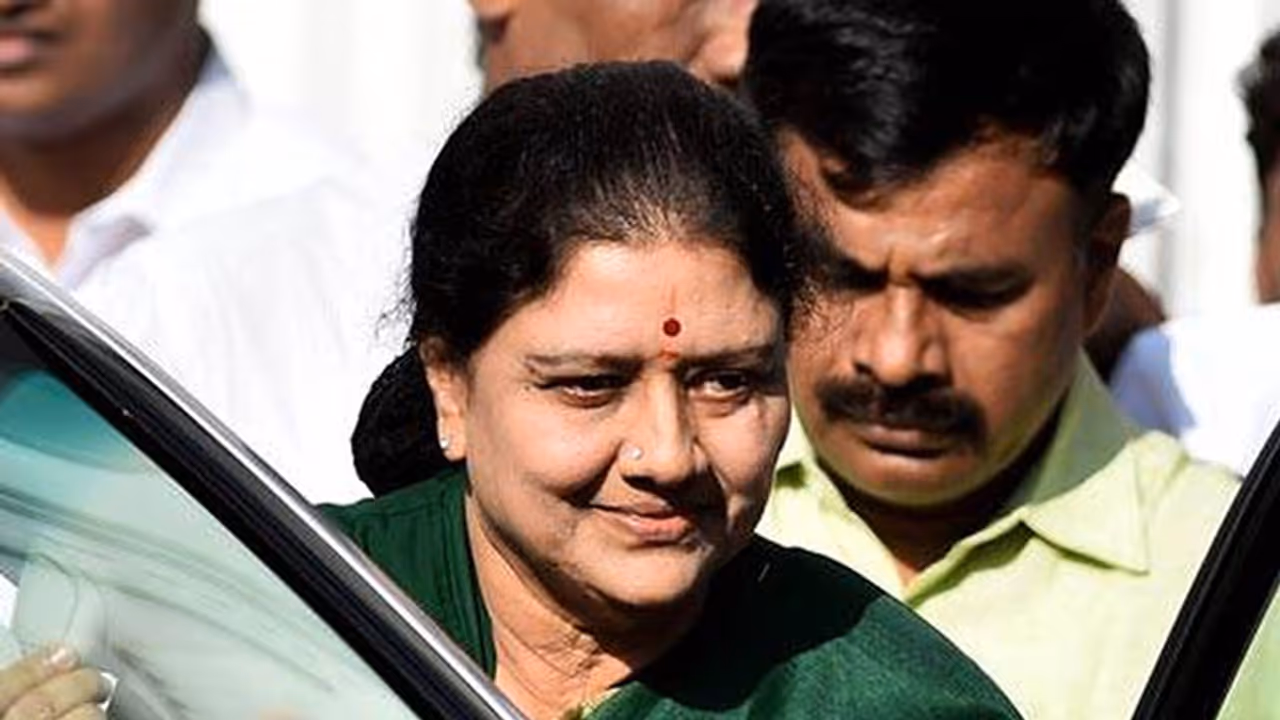 ಶಶಿಕಲಾಗೆ ಮತ್ತೆ ಭಾರೀ ಸಂಕಷ್ಟ: ರೆಸಾರ್ಟ್ ರಾಜಕೀಯಕ್ಕೆ ಹಿನ್ನಡೆ