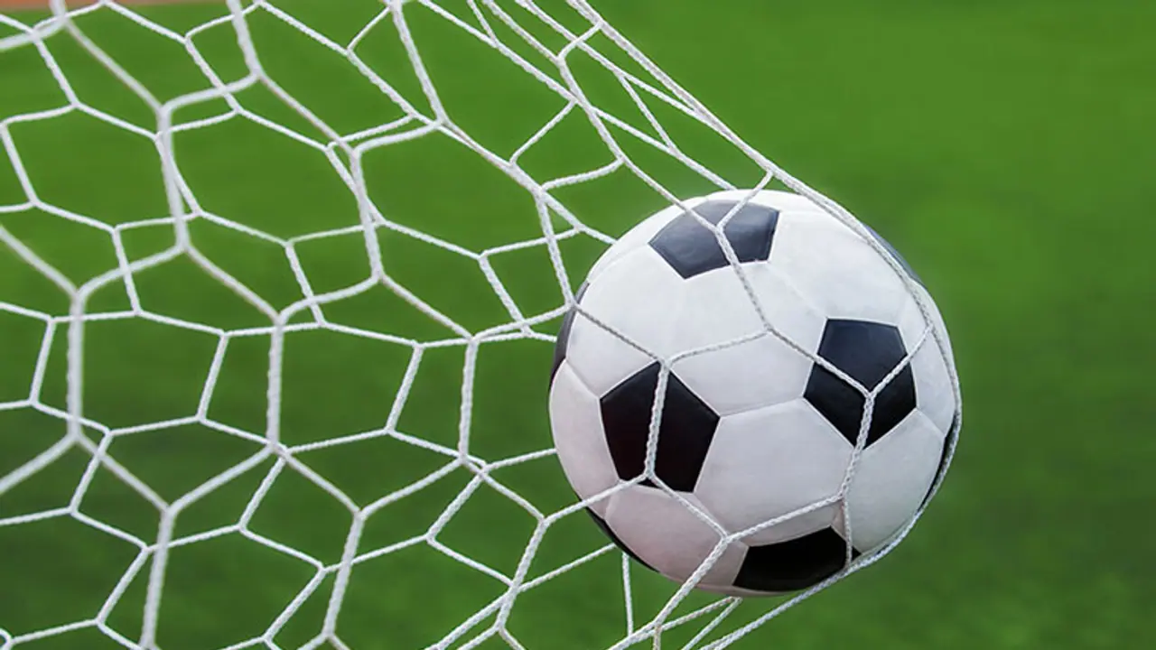  Kerala Games: ഫൈനലില്‍ തൃശൂരിനെ വീഴ്ത്തി; ഫുട്‌ബോള്‍ കിരീടം കോഴിക്കോടിന്