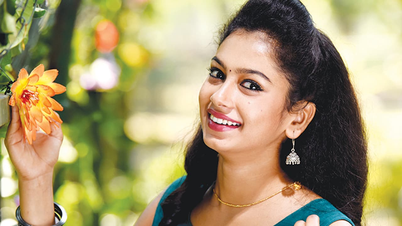 ’ಬ್ಯುಟಿಫುಲ್ ಮನಸು’ ಹುಡುಗಿಯ ಬ್ಯುಟಿಫುಲ್ ಮಾತುಗಳು ’ಬ್ಯುಟಿಫುಲ್ ಮನಸು’ ಹುಡುಗಿಯ ಬ್ಯುಟಿಫುಲ್ ಮಾತುಗಳು