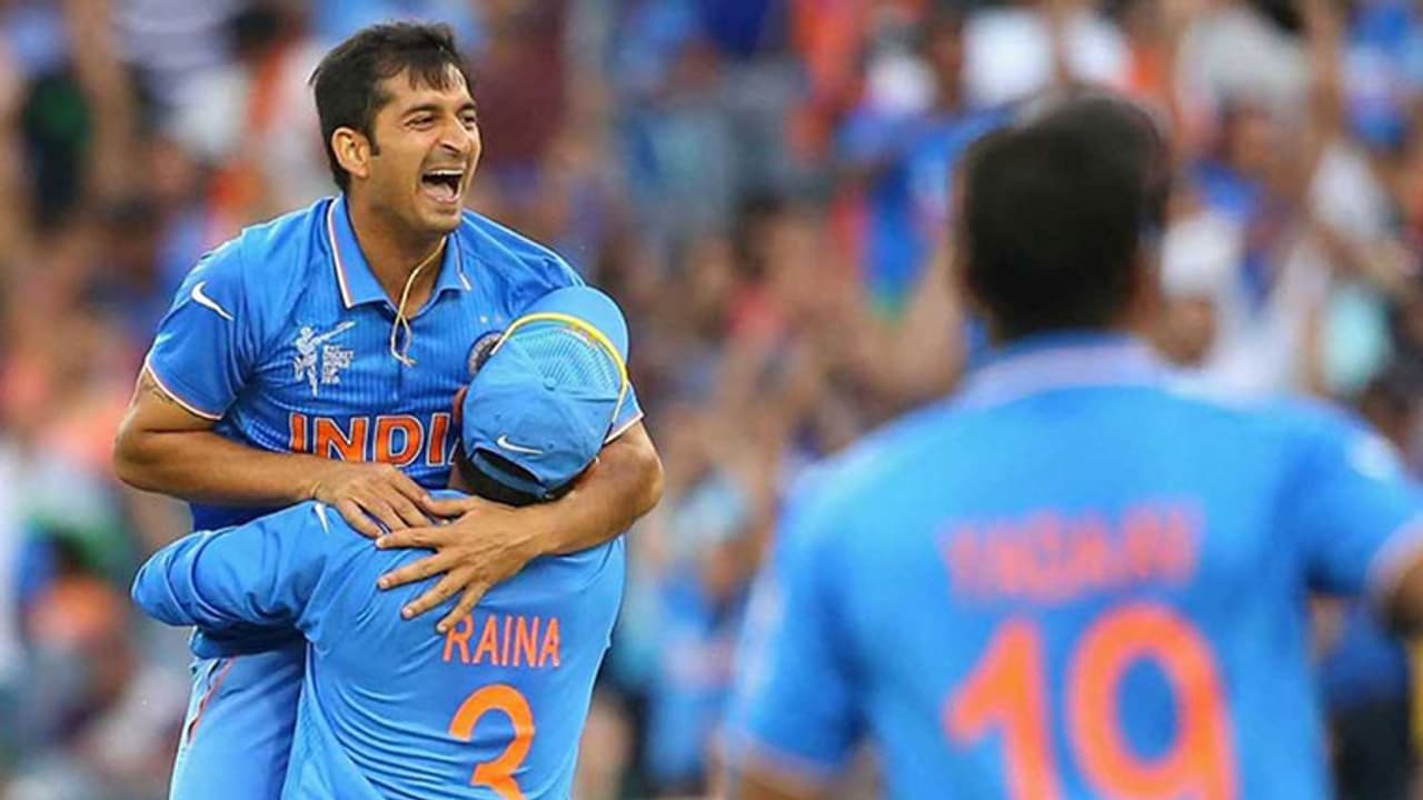 ಮೋಹಿತ್ ಶರ್ಮಾ ಕಳಪೆ ಫಾರ್ಮ್'ಗೆ ಕೂದಲು ಉದರುವುದೇ ಕಾರಣ ಅಂತೆ..! ಮೋಹಿತ್ ಶರ್ಮಾ ಕಳಪೆ ಫಾರ್ಮ್'ಗೆ ಕೂದಲು ಉದರುವುದೇ ಕಾರಣ ಅಂತೆ..!