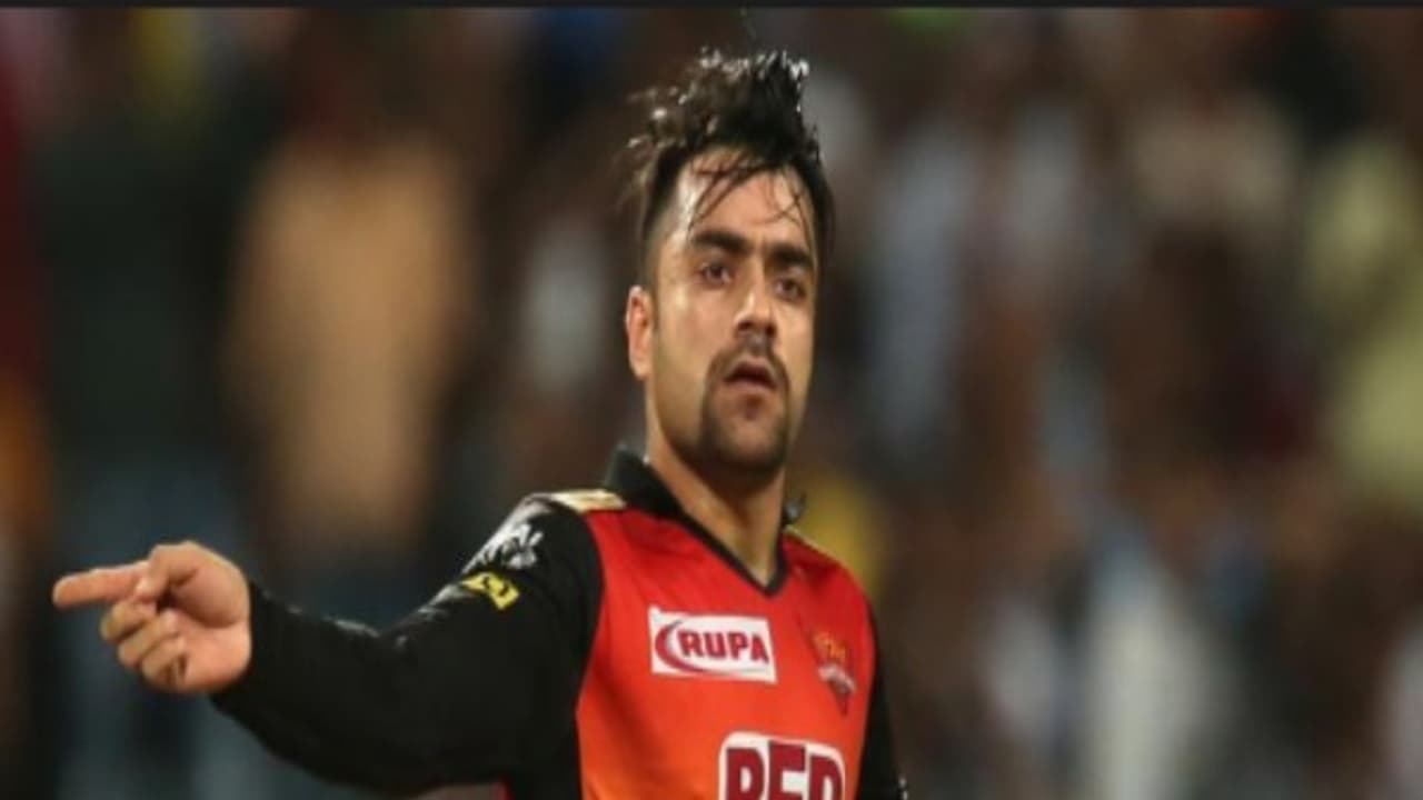 கிரிக்கெட் உலகமே கொண்டாடும் ரஷீத் கான் யாருடைய ரசிகர் தெரியுமா..? கிரிக்கெட் உலகமே கொண்டாடும் ரஷீத் கான் யாருடைய ரசிகர் தெரியுமா..?