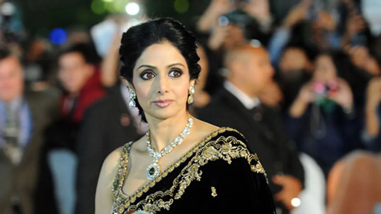 శ్రీదేవి ఇంట పెళ్లి భాజ శ్రీదేవి ఇంట పెళ్లి భాజ