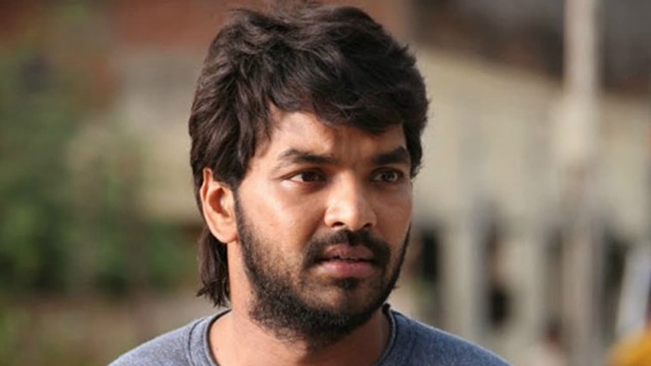 This famous 'drunk' Tamil actor crashed his car, again! This famous 'drunk' Tamil actor crashed his car, again!