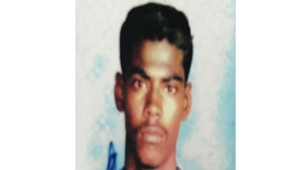 "மறைந்த ராணுவ வீரர் இளையராஜா குடும்பத்துக்கு ரூ.20 லட்சம் நிதியுதவி" முதலமைச்சர் அறிவிப்பு!! "மறைந்த ராணுவ வீரர் இளையராஜா குடும்பத்துக்கு ரூ.20 லட்சம் நிதியுதவி" முதலமைச்சர் அறிவிப்பு!!