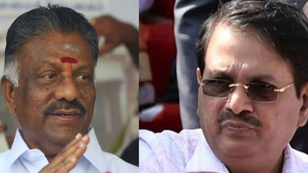 'ராமமோகன ராவுக்கு மீண்டும் பணி...' என்ன சொல்கிறார் ஓபிஎஸ்? 'ராமமோகன ராவுக்கு மீண்டும் பணி...' என்ன சொல்கிறார் ஓபிஎஸ்?