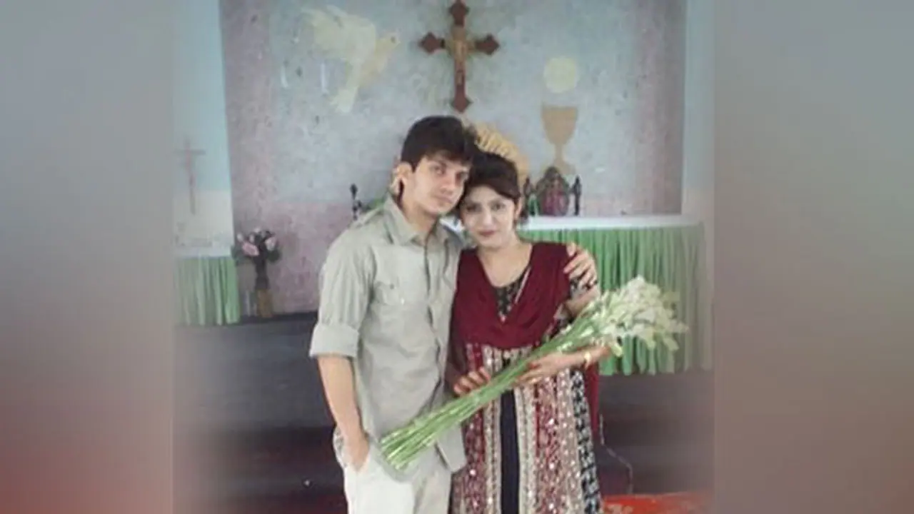 At last, Karnataka man reunites with his Pakistani wife