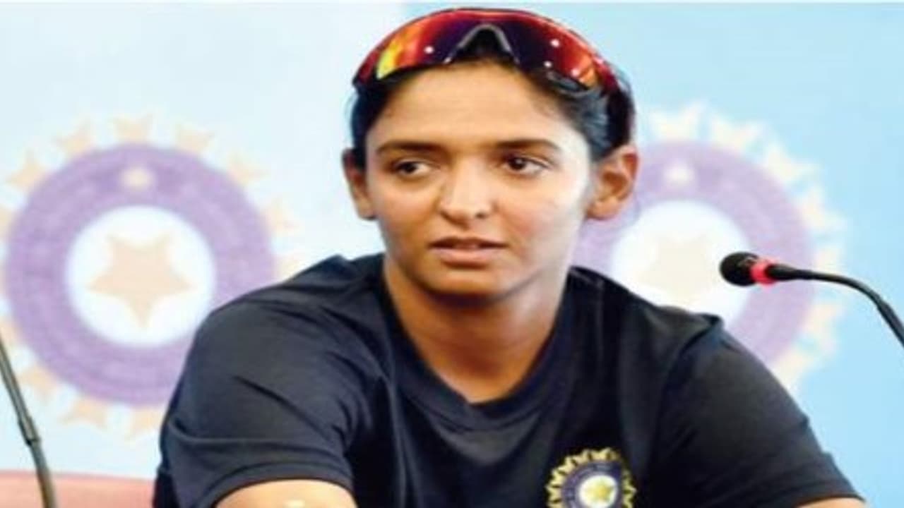 மகளிர் கிரிகெட்டுக்கான ஐசிசி தரவரிசையில் இந்தியாவின் ஹர்மன்பிரீத் கெளர் நல்ல முன்னேற்றம்… மகளிர் கிரிகெட்டுக்கான ஐசிசி தரவரிசையில் இந்தியாவின் ஹர்மன்பிரீத் கெளர் நல்ல முன்னேற்றம்…