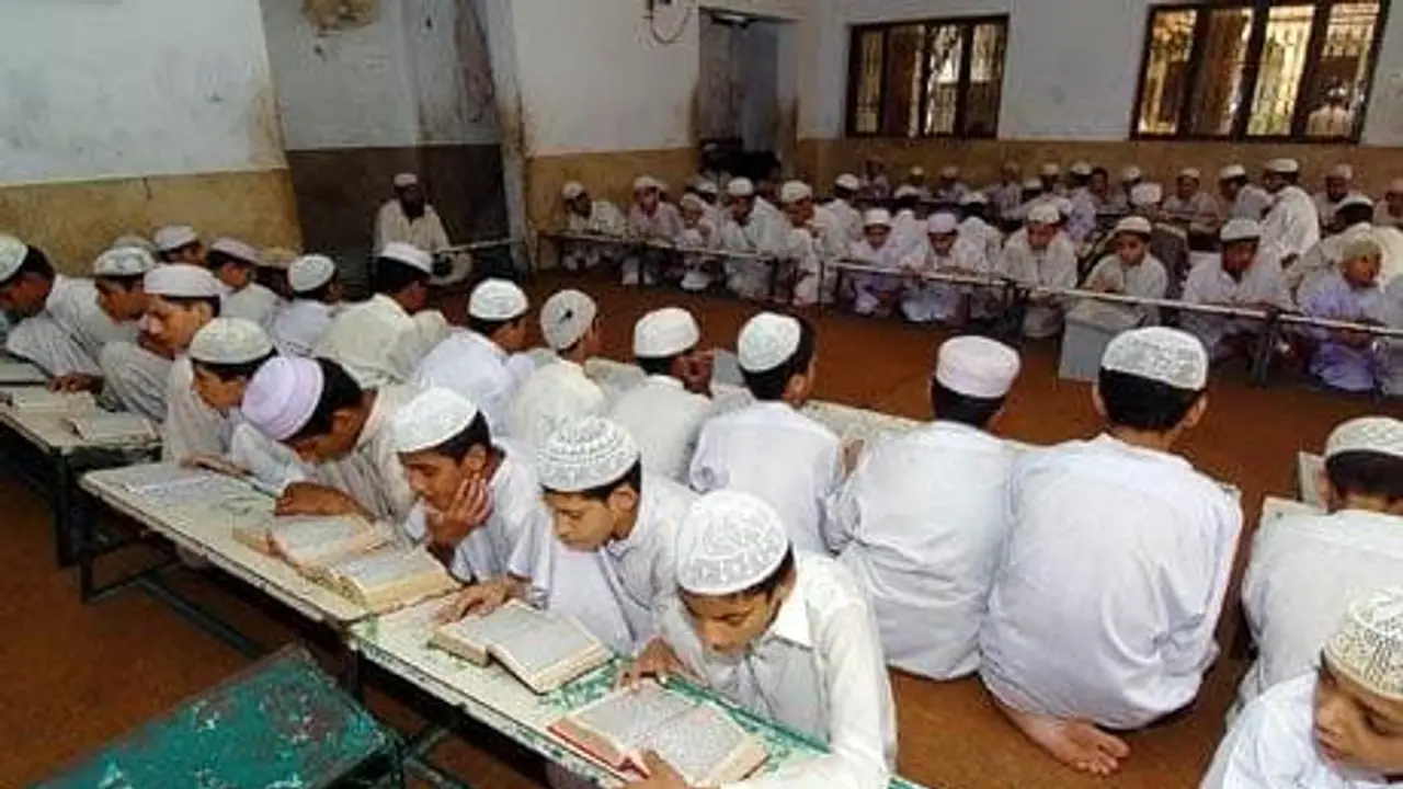 National Anthem recital a must in UP Madrassas now National Anthem recital a must in UP Madrassas now