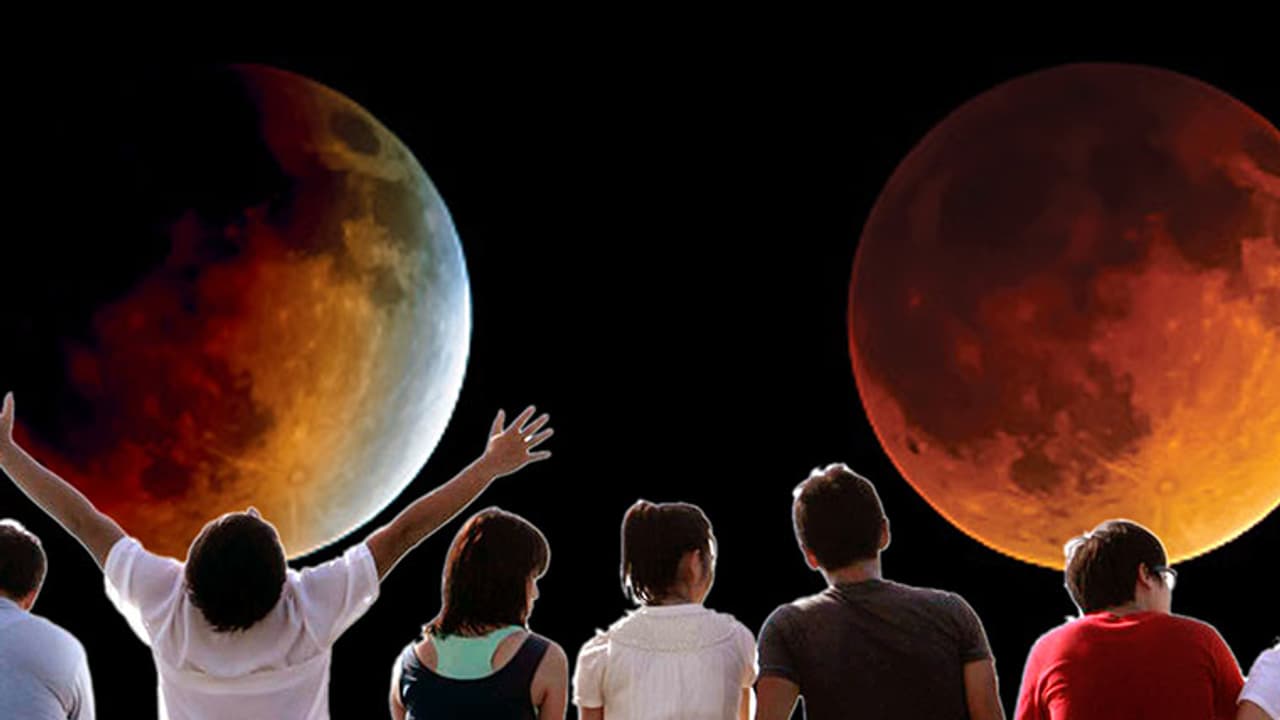 రేపు ఆకాశంలో బ్లడ్ మూన్.. ఏ రాశులవారికి కలిసొస్తుంది.