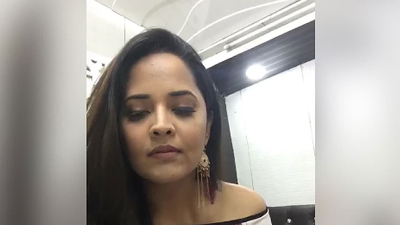 అసభ్యంగా మట్లాడారు.. క్లోస్ చేసింది అందుకే.. మళ్లీ ఓపెన్ చేస్తా (వీడియో) అసభ్యంగా మట్లాడారు.. క్లోస్ చేసింది అందుకే.. మళ్లీ ఓపెన్ చేస్తా (వీడియో)