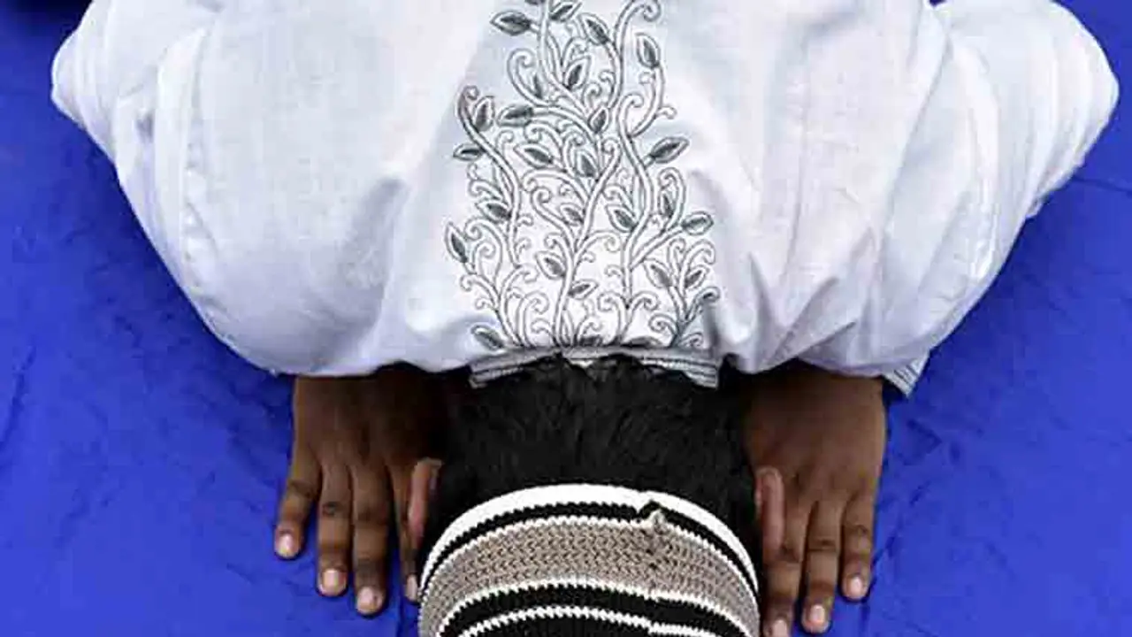 No namaz in parks: Noida police revokes order saying companies liable if workers pray