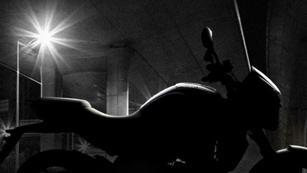 റോയല് എന്ഫീല്ഡിനെ പിന്നിലാക്കി ബജാജ് ഡൊമിനര് റോയല് എന്ഫീല്ഡിനെ പിന്നിലാക്കി ബജാജ് ഡൊമിനര്