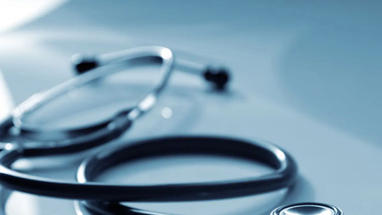 സാധാരണക്കാരന്‍ ഡോക്ടറാവേണ്ട എന്ന് തീരുമാനിക്കുന്നവരേ വായിക്കുക, ഈ ഡോക്ടറുടെ പൊള്ളുന്ന ജീവിതം!