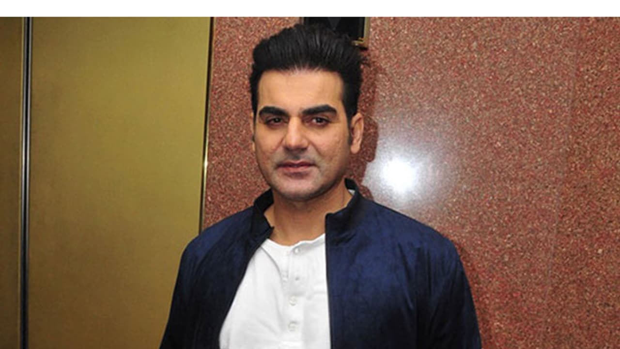 ഐപിഎൽ വാതുവെപ്പ്: സല്മാന് ഖാന്റെ സഹോദരനും നടനുമായ അർബ്ബാസ് ഖാന് നോട്ടീസ് ഐപിഎൽ വാതുവെപ്പ്: സല്മാന് ഖാന്റെ സഹോദരനും നടനുമായ അർബ്ബാസ് ഖാന് നോട്ടീസ്