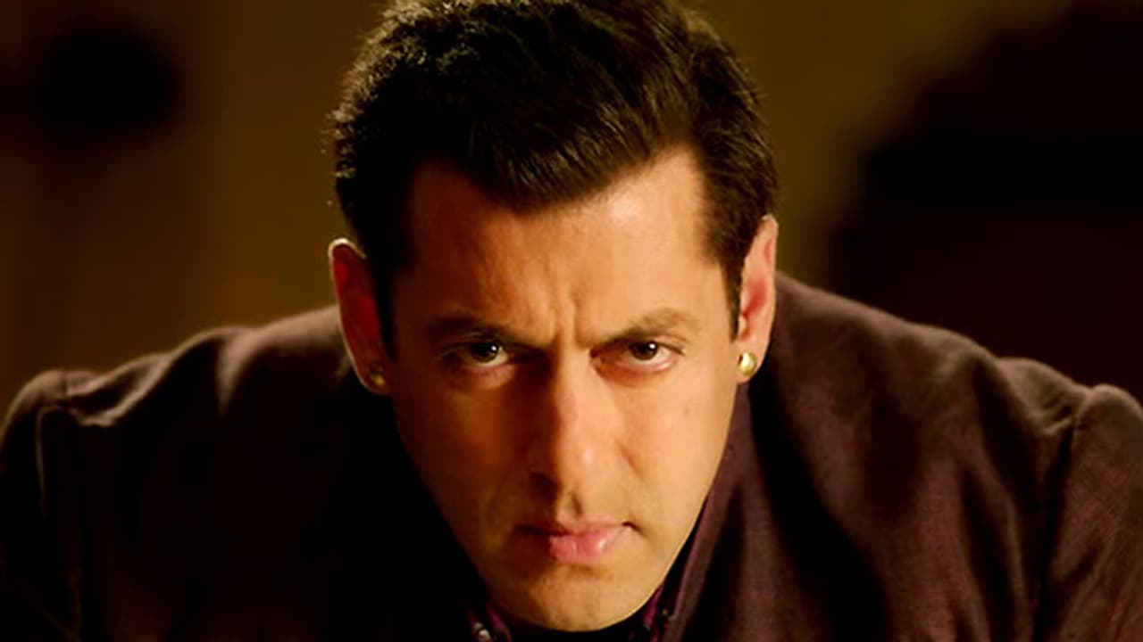 Salman Khan files 100 crore defamation case against news channel Salman Khan files 100 crore defamation case against news channel