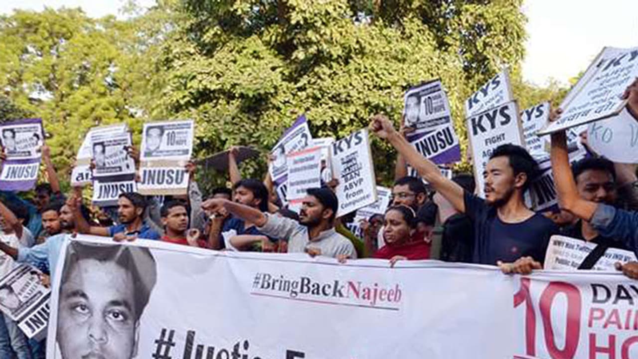 ಕ್ರೈಂ ಬ್ರಾಂಚ್'ಗೆ ಜೆಎನ್’ಯು ವಿದ್ಯಾರ್ಥಿ ನಾಪತ್ತೆ ಪ್ರಕರಣ ಕ್ರೈಂ ಬ್ರಾಂಚ್'ಗೆ ಜೆಎನ್’ಯು ವಿದ್ಯಾರ್ಥಿ ನಾಪತ್ತೆ ಪ್ರಕರಣ