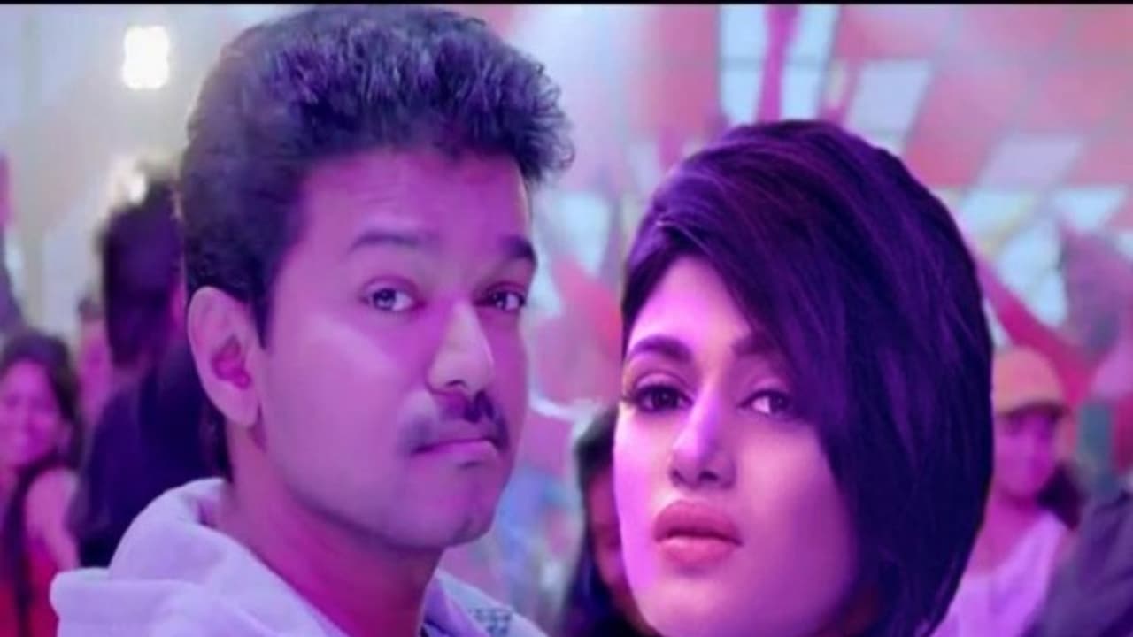 ஓவியா சொன்ன கருத்து...! கெத்து காட்டும் விஜய் ரசிகர்கள்..! ஓவியா சொன்ன கருத்து...! கெத்து காட்டும் விஜய் ரசிகர்கள்..!