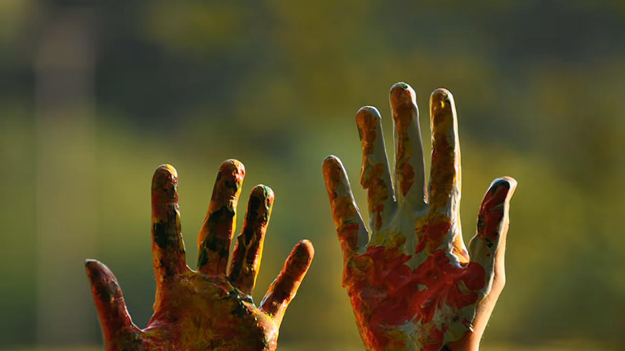 പ്രണയത്തിന് എന്തിന് പാപത്തിന്റെ കുപ്പായമണിയിക്കണം?