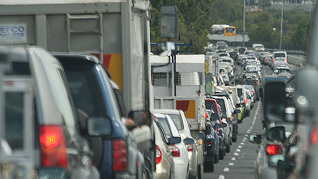 ವಾಹನ ಸವಾರರಿಗೆ ಮತ್ತೊಂದು ಶಾಕ್: ಹೀಗೆ ಮಾಡಿದ್ರೆ ಕಂಬಿ ಎಣಿಸೋದು ಗ್ಯಾರಂಟಿ ವಾಹನ ಸವಾರರಿಗೆ ಮತ್ತೊಂದು ಶಾಕ್: ಹೀಗೆ ಮಾಡಿದ್ರೆ ಕಂಬಿ ಎಣಿಸೋದು ಗ್ಯಾರಂಟಿ