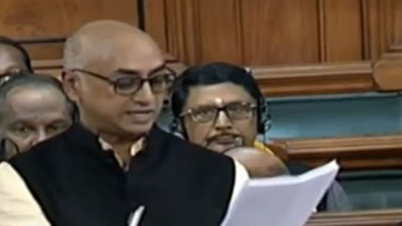 அய்யய்யோ ஆந்திராவை ஏமாத்திட்டாரு மோடி…. பழைய பல்லவியைப் பாடி விவாதத்தை தொடங்கி வைத்த தெலுங்கு தேசம் கட்சி எம்.பி. … அய்யய்யோ ஆந்திராவை ஏமாத்திட்டாரு மோடி…. பழைய பல்லவியைப் பாடி விவாதத்தை தொடங்கி வைத்த தெலுங்கு தேசம் கட்சி எம்.பி. …