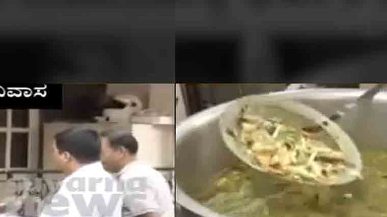 BSY takes 'Lunchavathar', offers home lunch to not so hungry Dalits! BSY takes 'Lunchavathar', offers home lunch to not so hungry Dalits!