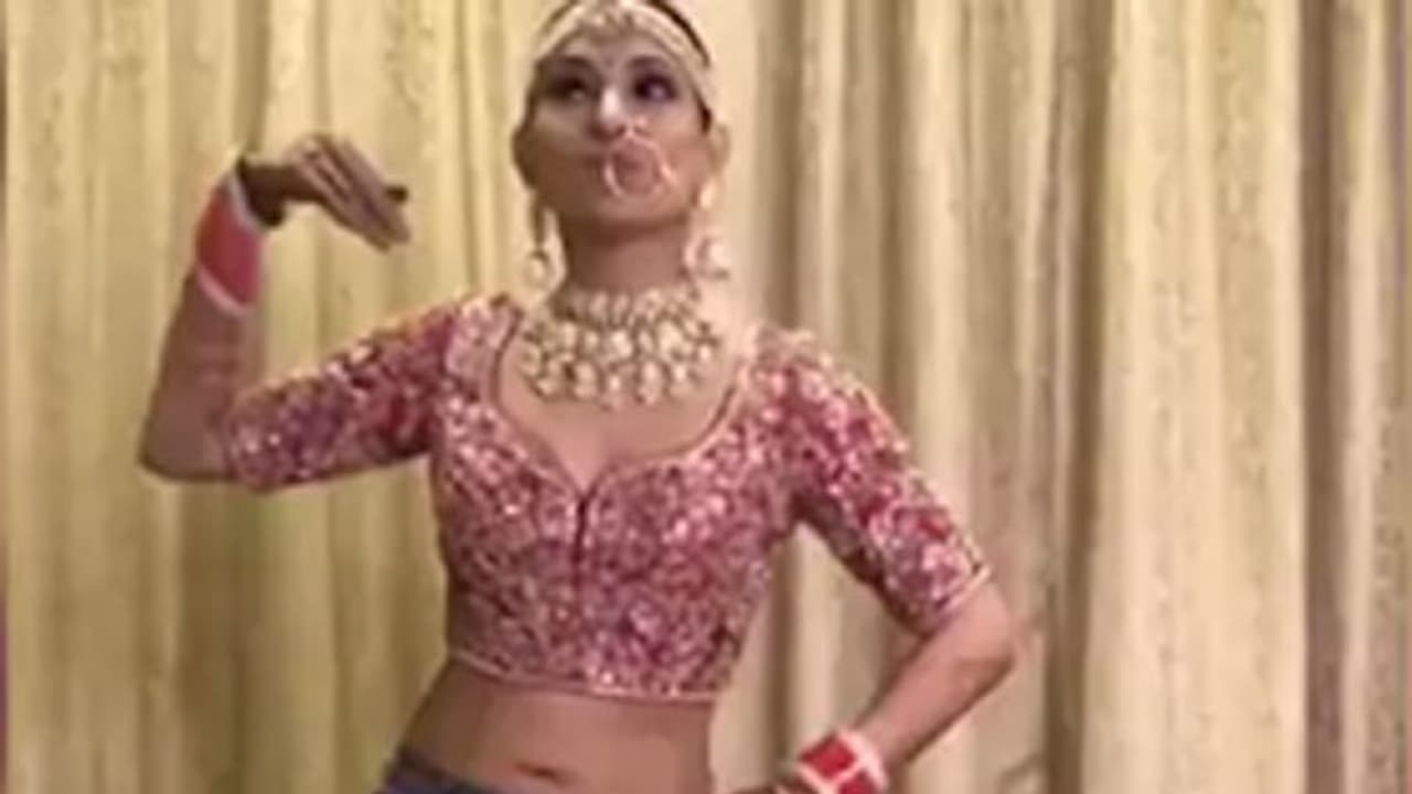 Viral: Indian bride does belly dance on her wedding day [Video]