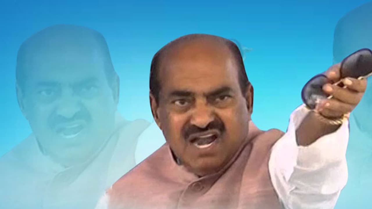 ధర్మపోరాట సభలో జేసీ దివాకర్ రెడ్డి కలకలం