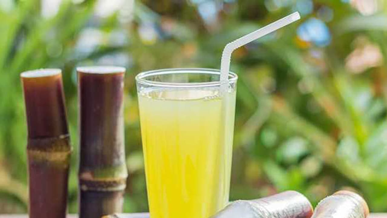 കരിമ്പിന് ജ്യൂസ് കുടിക്കാം; അമിതവണ്ണം കുറയ്ക്കാം കരിമ്പിന് ജ്യൂസ് കുടിക്കാം; അമിതവണ്ണം കുറയ്ക്കാം