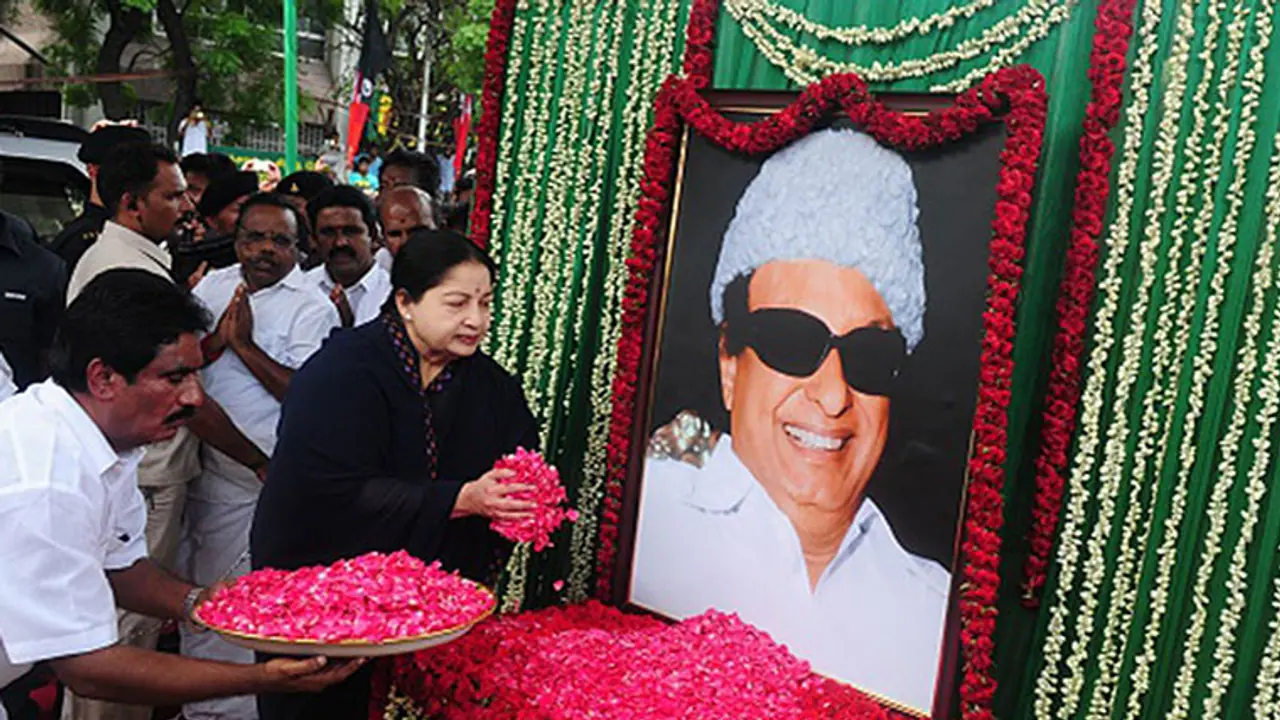 Jayalalithaa swearing in ceremony buzz: MK Stalin likely to attend Jayalalithaa swearing in ceremony buzz: MK Stalin likely to attend