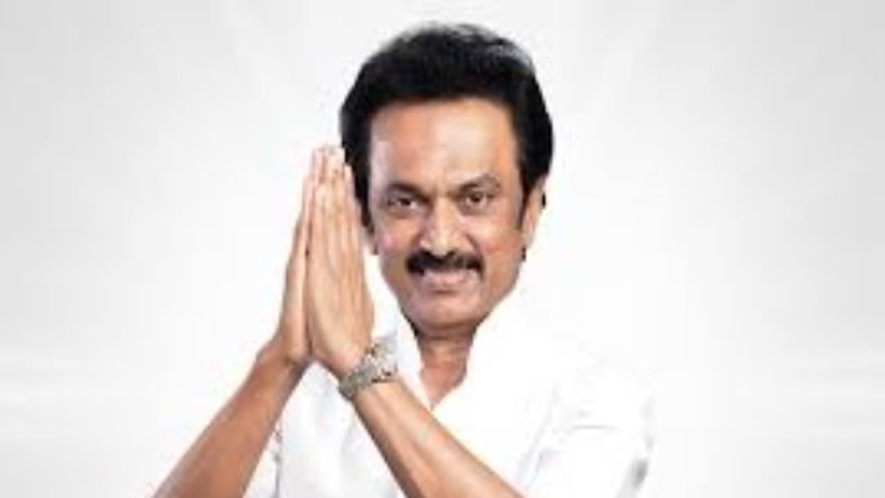 கூட்டணி கட்சித் தலைவர்களை அதிர வைத்த ஸ்டாலின்…. இனிமேல் தனித்து களமிறங்க முடிவு !! கூட்டணி கட்சித் தலைவர்களை அதிர வைத்த ஸ்டாலின்…. இனிமேல் தனித்து களமிறங்க முடிவு !!