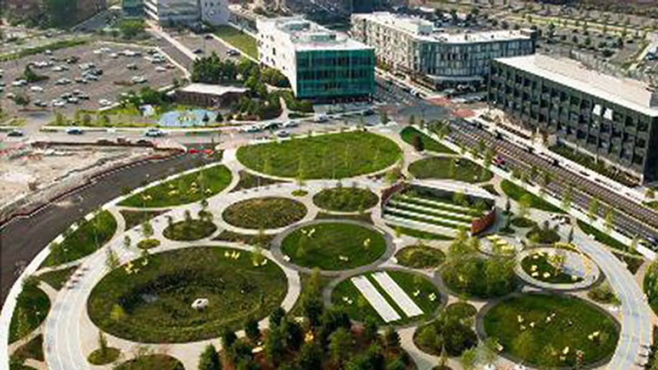 నేడే విజయవాడలో వ్యాపార కార్యకలాపాలు ప్రారంభం...ఆ 20చోట్ల తప్ప నేడే విజయవాడలో వ్యాపార కార్యకలాపాలు ప్రారంభం...ఆ 20చోట్ల తప్ప