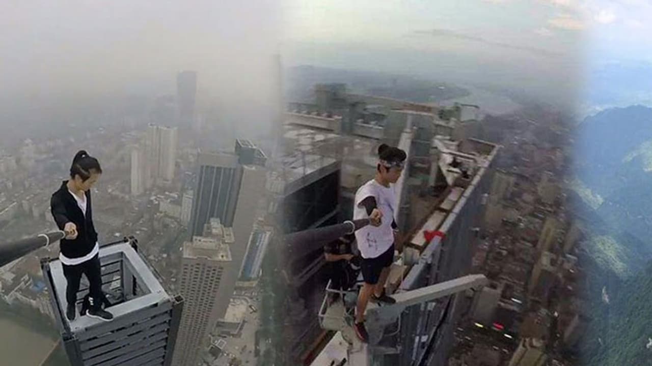 62వ అంతస్తునుంచి అలా పడిపోయాడంతే... (వీడియో) 62వ అంతస్తునుంచి అలా పడిపోయాడంతే... (వీడియో)